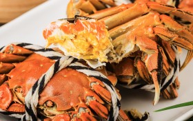 大閘蟹深圳口岸自提好方便！香港市民家門口攞貨「篤定」鮮甜！
